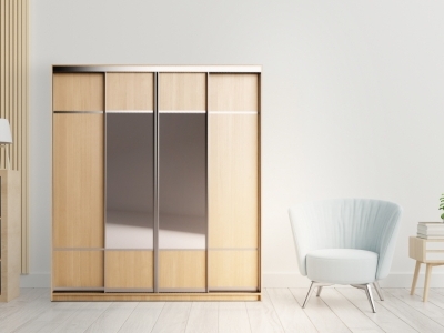 Шкаф купе 4 двери наполнение дверей МДФ Пластик